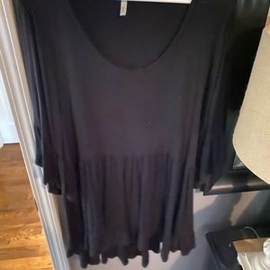 Black hi-low blouse
